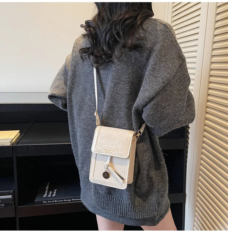 Cell Phone Crossbody Bag for Women Leopard Print PU Leather Purse with Charms Fashion Mini Shoulder Bag for Daily Shopping