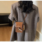 Cell Phone Crossbody Bag for Women Leopard Print PU Leather Purse with Charms Fashion Mini Shoulder Bag for Daily Shopping
