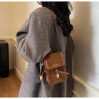 Cell Phone Crossbody Bag for Women Leopard Print PU Leather Purse with Charms Fashion Mini Shoulder Bag for Daily Shopping